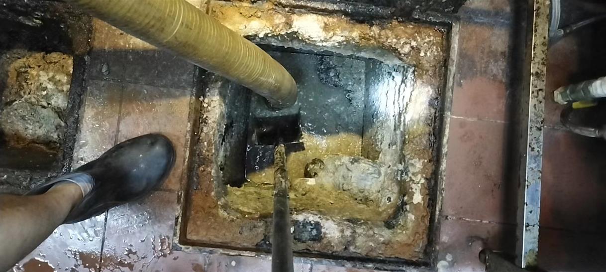 霍山污水池清理一般都有毒气，怎么预防中毒呢？